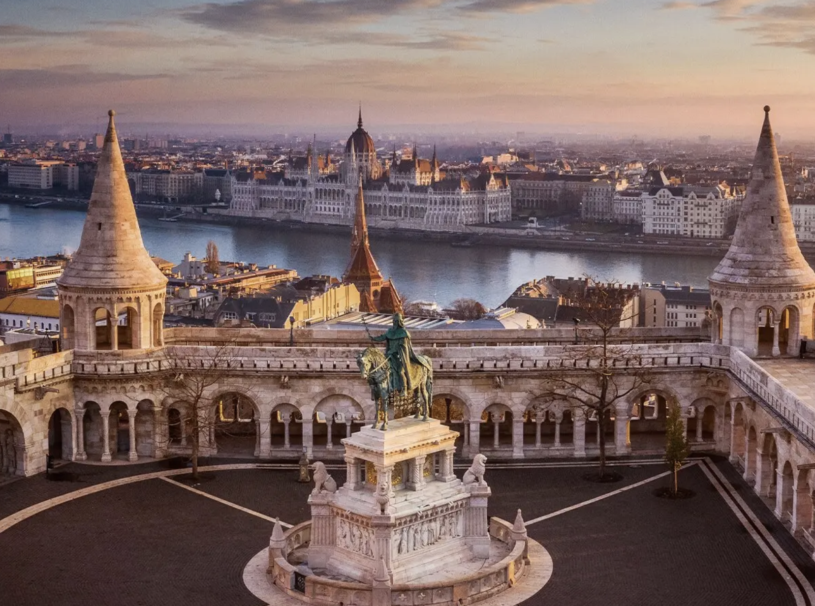 AMAwaterways land offer by Yellow Umbrella Travel