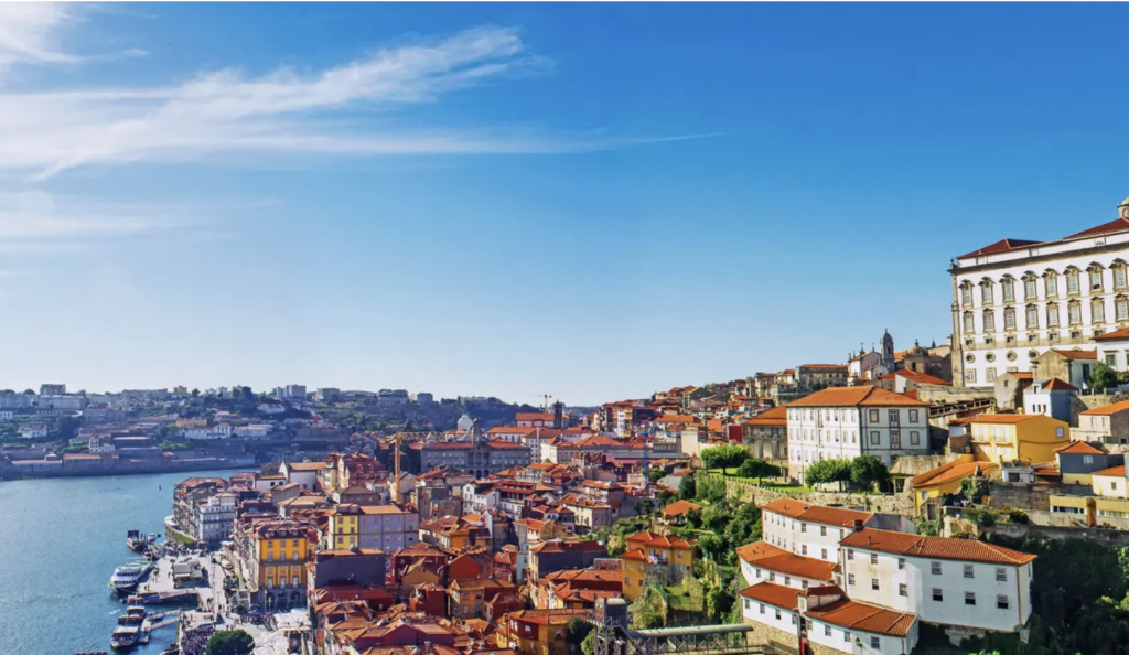 Douro River: Porto roundtrip AMAwaterways for Yellow Umbrella Travel