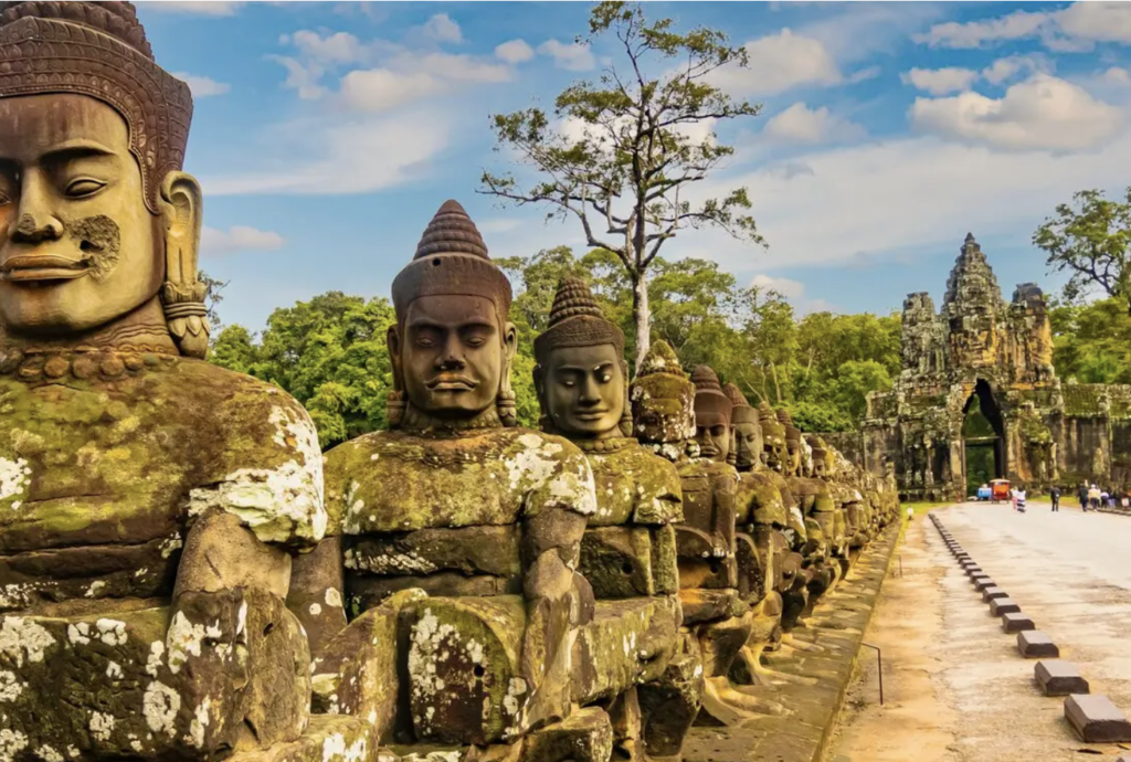 Magdalena River: Colombia (7 nights) AMAWaterways for Yellow Umbrella Travel