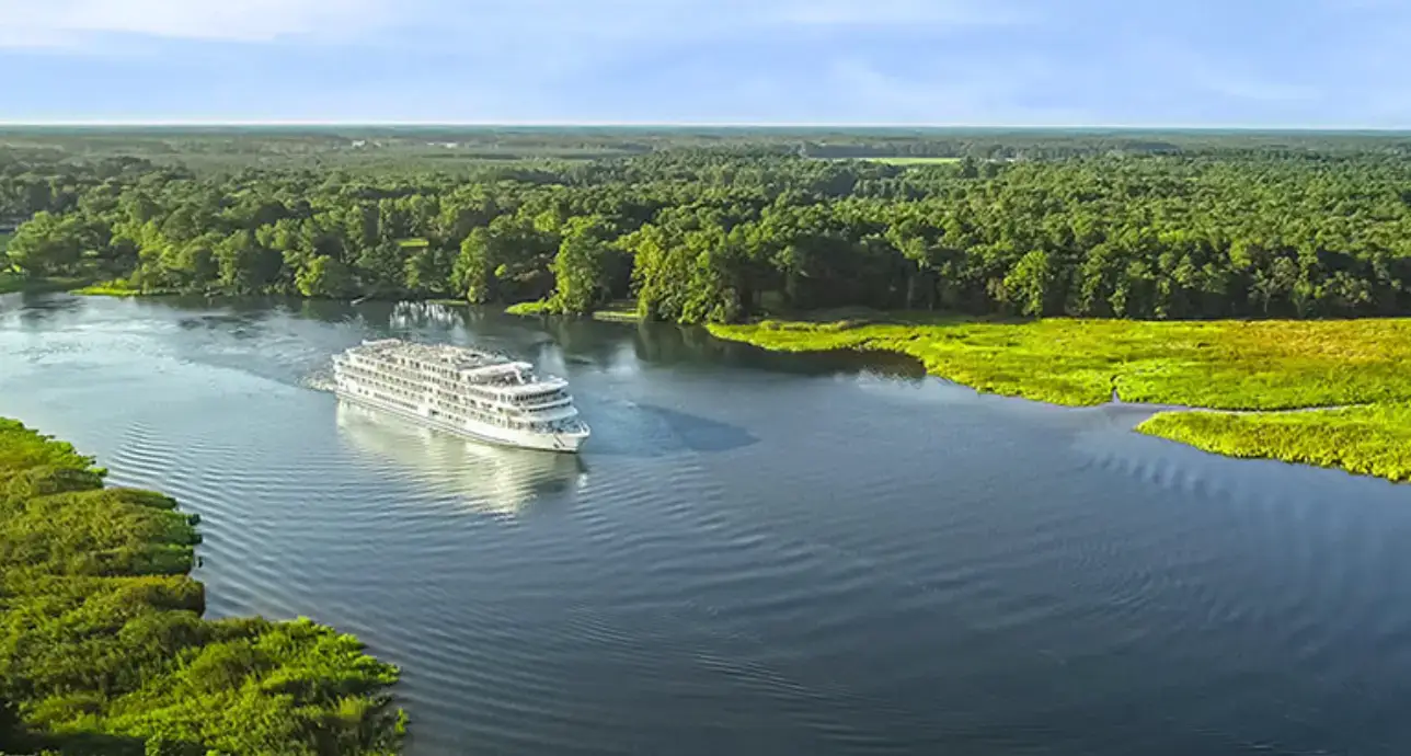 Photo analyzing the average Columbia River cruise cost for multi deck riverboat voyages