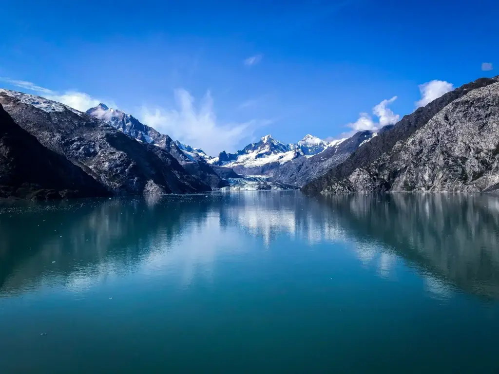 Photo-of-Alaskan-fjord-with-snowy-mountains-and-glacier-waters-for-cruises-without-passport