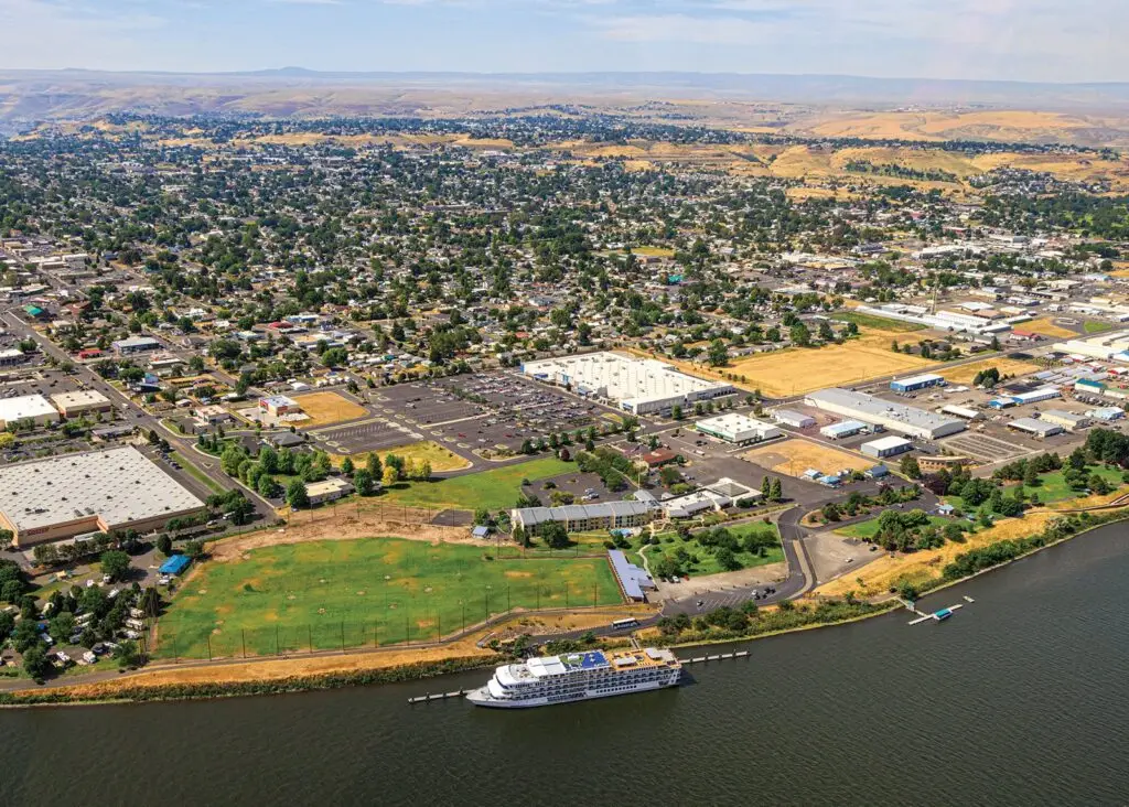 Photo of American Harmony ship by American Cruise Lines docked along Snake River cruise in Clarkston